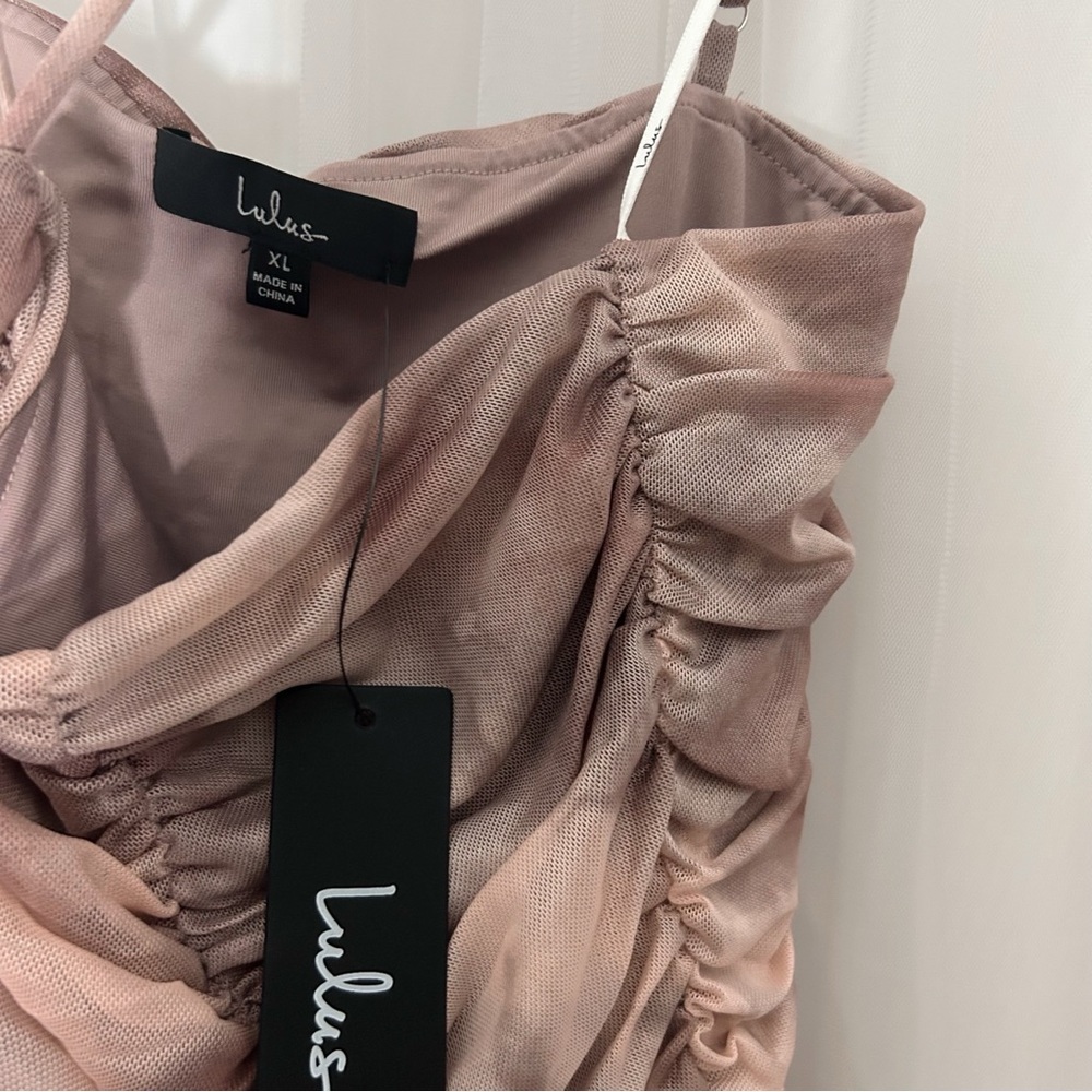 Lulu's Dusty Pink Ruched Bodysuit - Picture 3 of 3